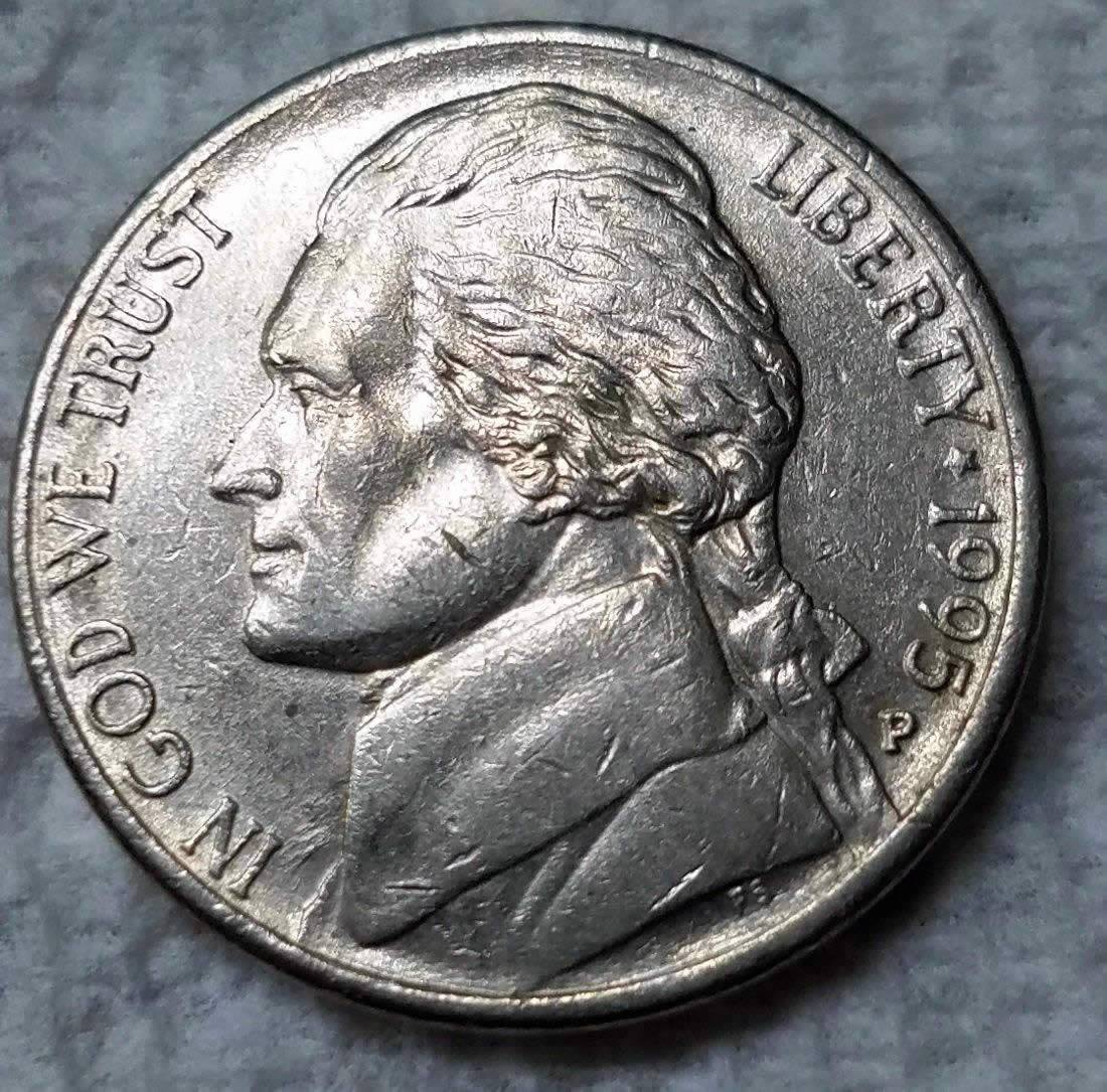 1995-P-Jefferson-Raised-Angled-Lines-Between-I-And-C-In-Monticello